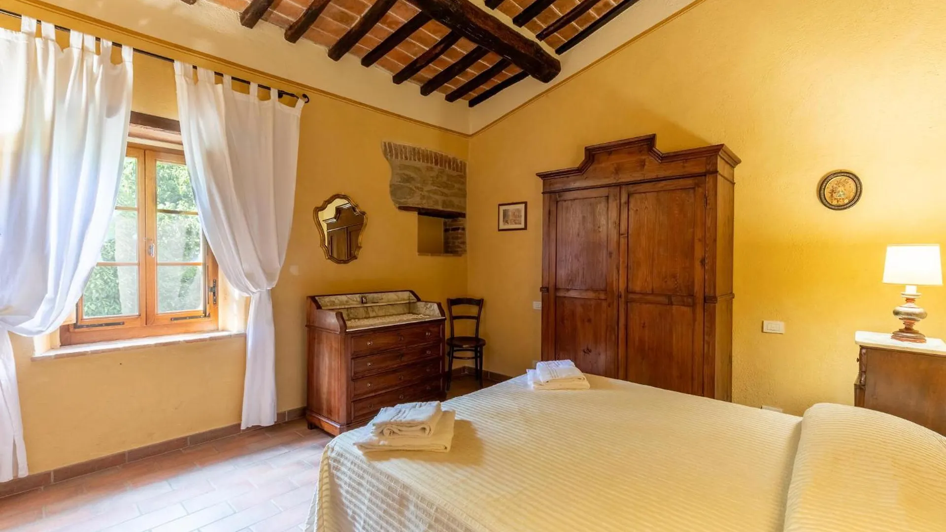 Cozy Home In Cortona With Outdoor Swimming Pool 0*,