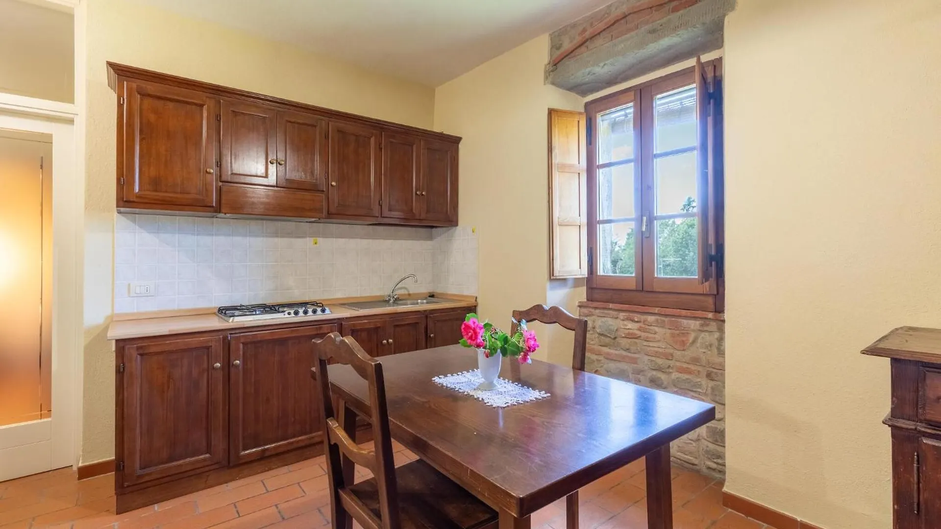 Cozy Home In Cortona With Outdoor Swimming Pool 別荘